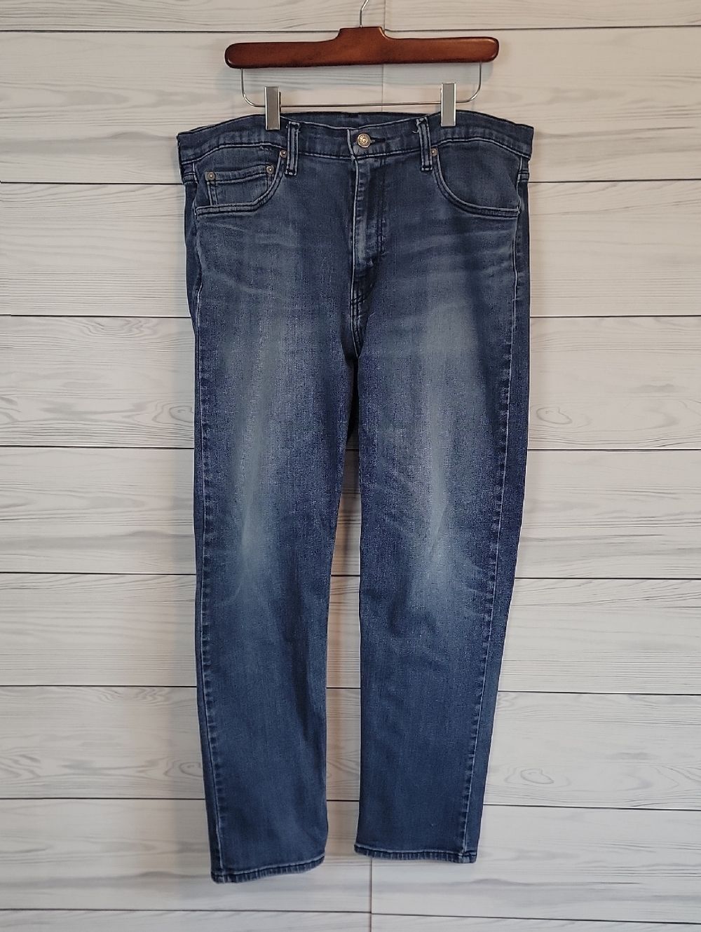 Levi's 502 Blue Denim Jeans Telaxed Fit Straight Leg Mens 36 X 32